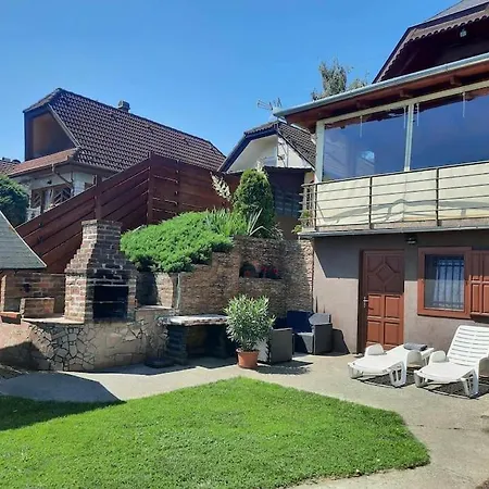 Toparti Alom Gyekenyesen * Gyékényes